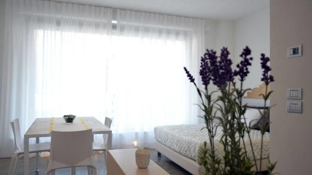 Residenza Domo Apartment Porto SantʼElpidio Exterior foto