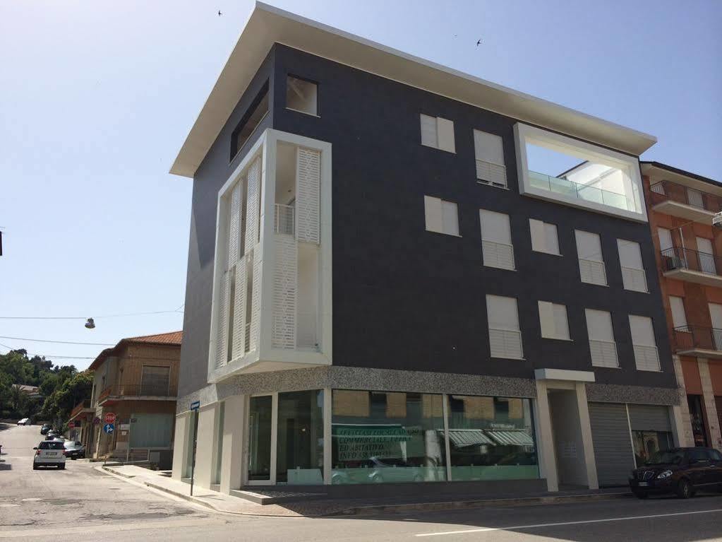 Residenza Domo Apartment Porto SantʼElpidio Exterior foto